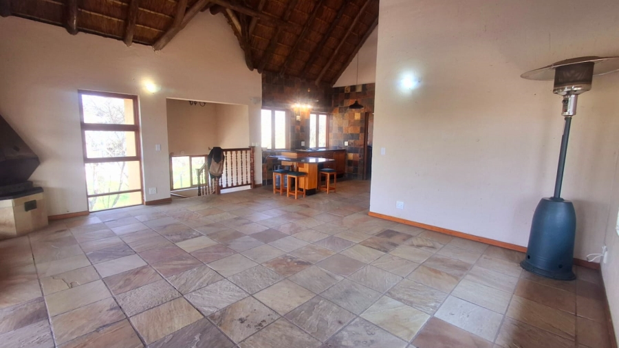 4 Bedroom Property for Sale in Boschenvaal River Front Lodges Free State